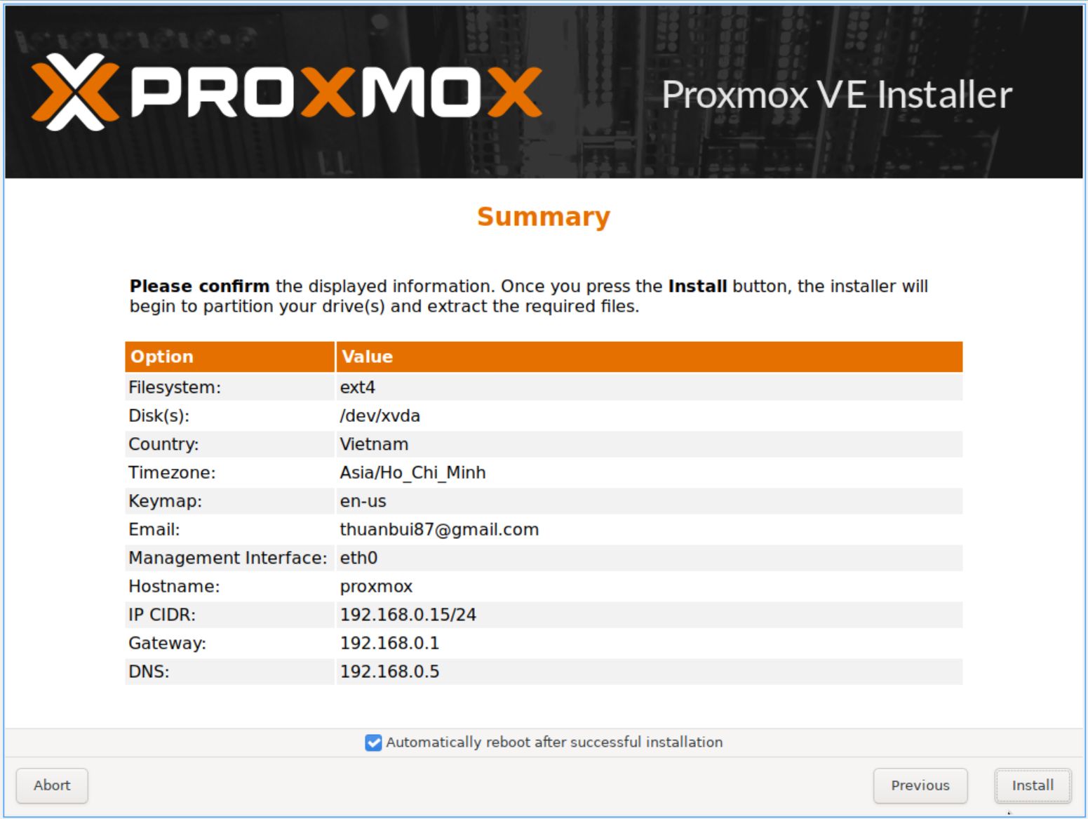 Xác nhận cấu hình và bắt đầu cài đặt Proxmox