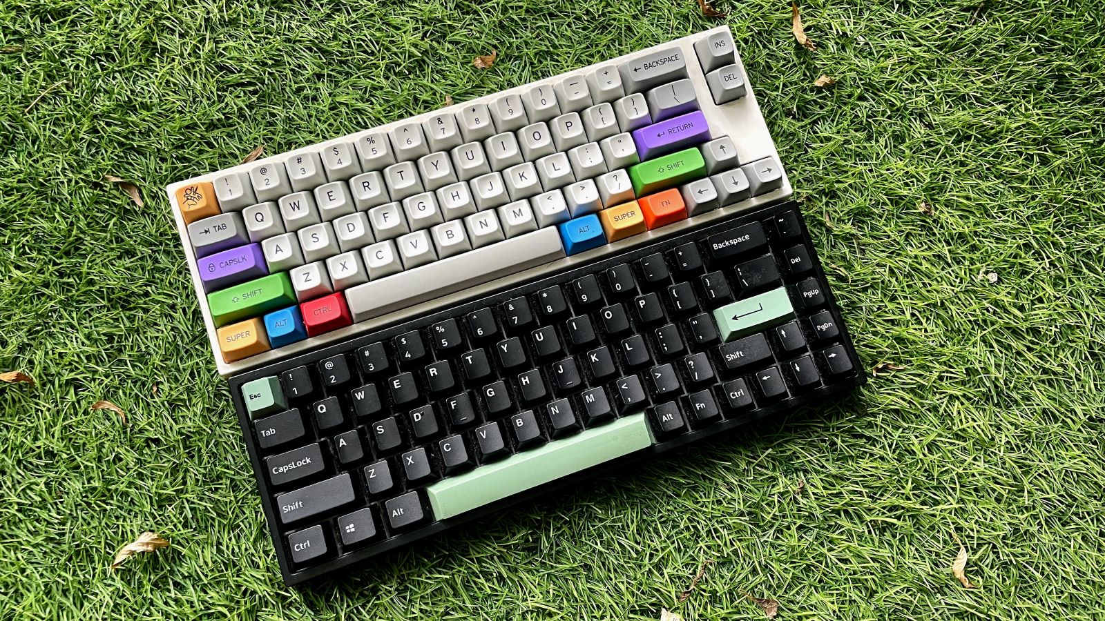 Leopold FC660M được độ keycap MT3 /dev/tty và Keydous NJ-68 với keycap stock.