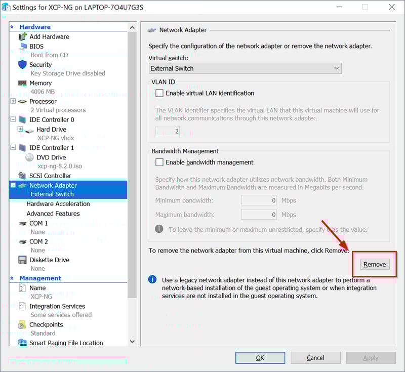 Bấm chọn Network Adapter bên trái và bấm Remove để xoá